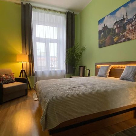 Lublinbnb - Exclusive Family Apartment ------ In The Heart Of Lublin -------------------------------- Bedroom & Living Room & Kitchen Εξωτερικό φωτογραφία