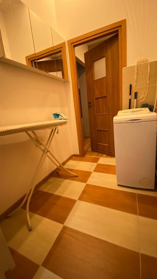 Lublinbnb - Exclusive Family Apartment ------ In The Heart Of Lublin -------------------------------- Bedroom & Living Room & Kitchen Εξωτερικό φωτογραφία